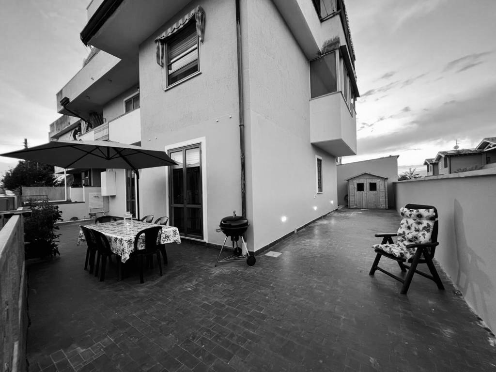 Appartamento Sunflower Виареджо Экстерьер фото